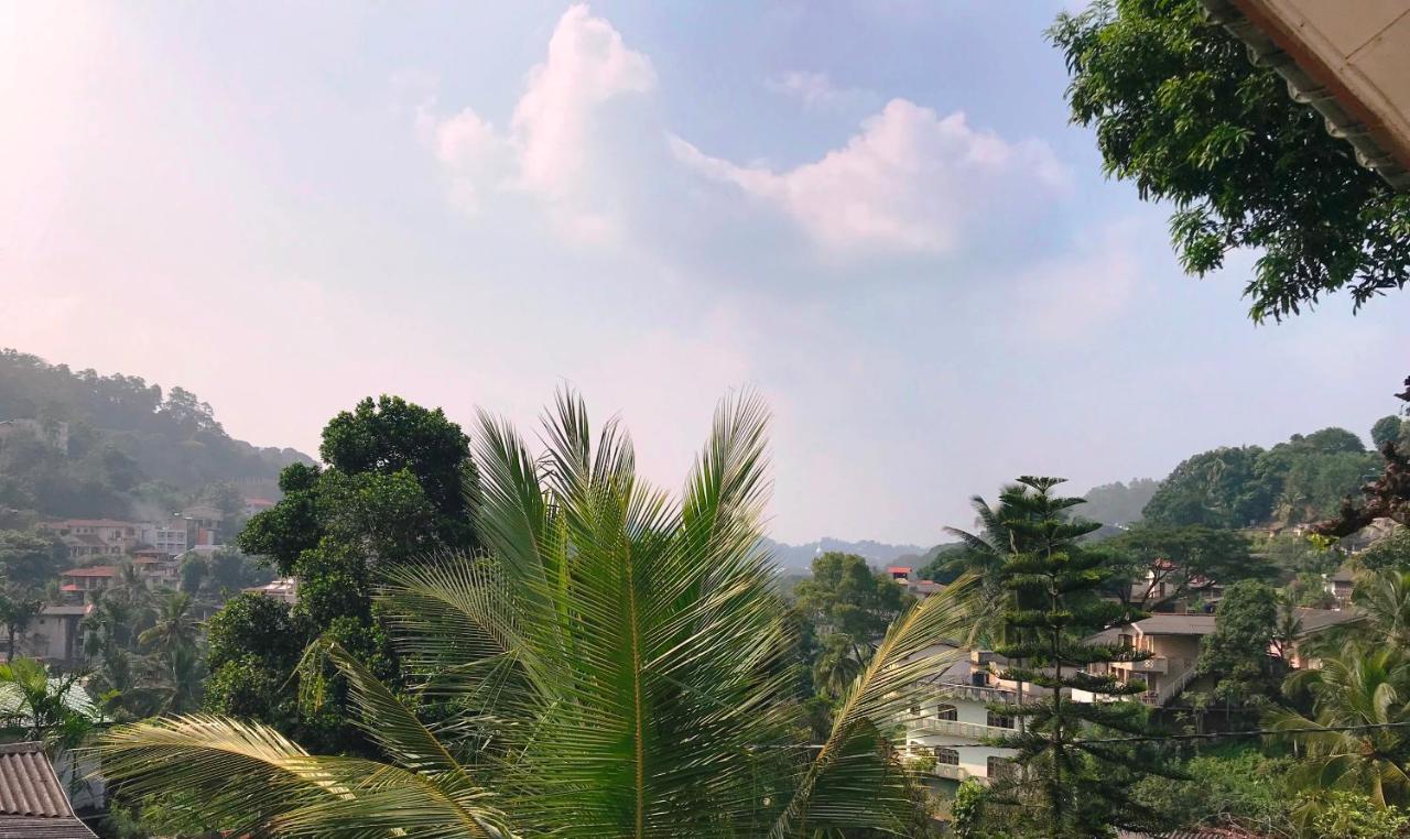 Cloud Inn Kandy Homestay Exterior photo